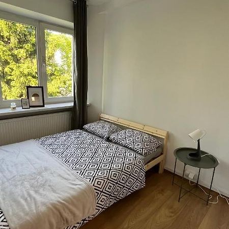 Comfy, Nice And Small Room In 크라쿠프 외부 사진